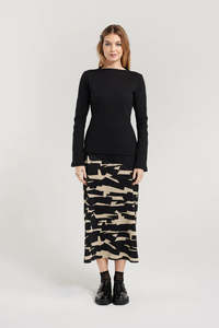 Nyne: NYNE MOSAIC LONGSLEEVE BLACK