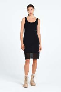 NYNE BLOCK DRESS BLACK