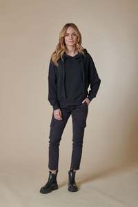 Zhrill: ZHRILL ODA SWEATSHIRT JET BLACK