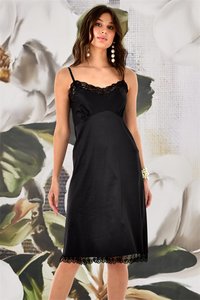 Essentials: BOUDOIR BABY SLIP BLACK