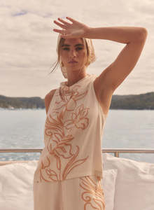 Esmaee: ESMAEE LOLTIA TOP