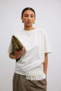 GREGORY MAVIS TEE STUCCO WITH RUFFLE TRIM