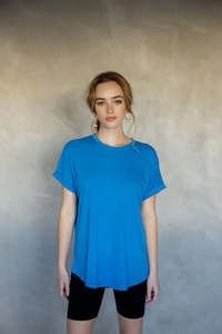 MAZU ALL YOU NEED CUFF TEE IBIZA BLUE