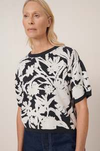 Kowtow: KOWTOW ETCHED TOP