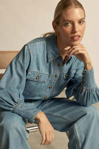 ZOE KRATZMANN CREST TOP LIGHT WASHED DENIM