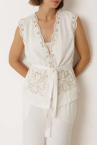 COMING SOON | INDI & COLD MOIRA TOP CRUDO