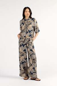 TUESDAY ARIZONA PANT NAVY PAISLEY