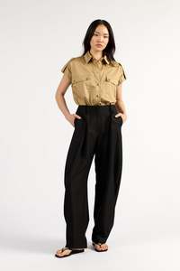 Bottoms: TUESDAY RICKI BARREL LEG PANTS BLACK
