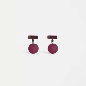 Jewellery 1: Sjetka Earring - Blue Steel or Shiraz