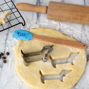 Play: Cookie Cutter & Spatula