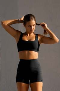 Tops: Bandage Crop . Black