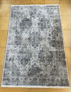 Antique rug: Roxana Collection Antique Grace