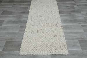 Natural Tones: Luxurious Handcrafted City Canberra Rug (1461) – Sizes: 90 x 180cm