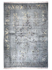 200 cm x 286 cm