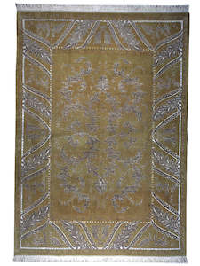 170 x 250: 172 cm x 245 cm