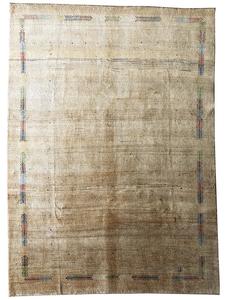 252 cm x 347 cm