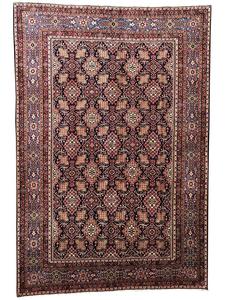 Antique Rugs: 209 cm x 308 cm