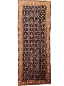 Antique Rugs: 158 cm x 398 cm