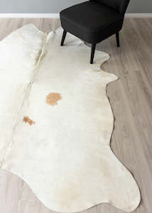 White Cowhides: Off White Cowhide Rug (Size: 230 X 200 CM)
