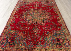 Khorasan Rugs: Vintage Khorasan Hand-Knotted Wool Persian Rug (Size: 185 X 275 CM)