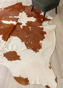 Brown And White Cowhide Rug (Size: 230 X 200 CM) CHR1854