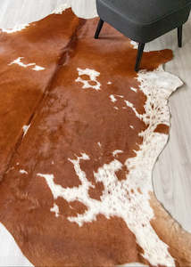 Brown And White Cowhide Rug (Size: 230 X 200 CM) CHR1836