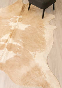 Beige And White Cowhide Rug (Size: 250 X 200 CM) CHR2225