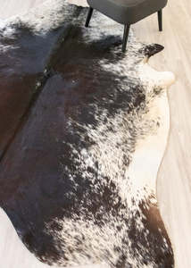 Salt Pepper Tri-Color Cowhide Rug (Size: 260 X 220 CM) CHR2136