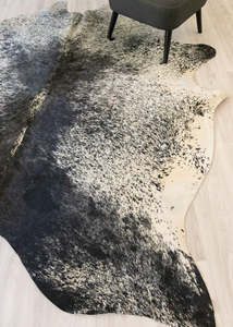 Salt Pepper Black & White Cowhide Rug (Size: 240 X 210 CM) CHR2135
