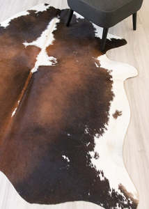 Large Rugs: Reddish Cowhide Rug (Size: 220 X 190 CM) CHR2115