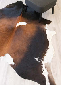 Large Rugs: Reddish Cowhide Rug (Size: 200 X 180 CM) CHR2111