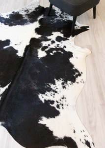 Large Rugs: Salt Pepper Black & White Cowhide Rug (Size: 220 X 170 CM) CHR2095