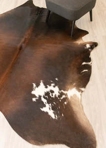 Reddish Cowhide Rugs: Reddish Cowhide Rug (Size: 230 X 200 CM) CHR2195