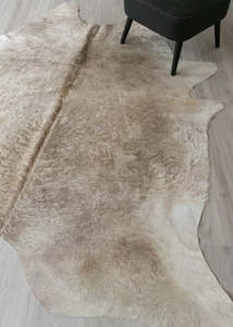 (Rare) Champagne Cowhide Rug (Size: 250 X 220 CM) CHR2408