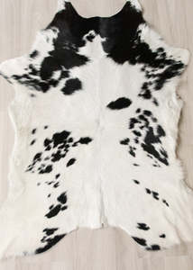 Calfskin - Black/White (Size: 110 X 100 CM) CS636