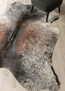 Tri Color Cowhide Rugs: (Rare) Salt Pepper Tri-Color Cowhide Rug (Size: 230 X 200 CM) CHR2603