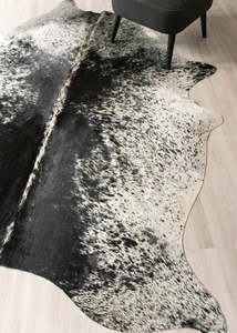 Salt Pepper Cowhides: Salt Pepper Black & White Cowhide Rug (Size: 250 X 200 CM) CHR2421