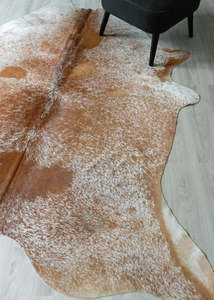 Salt Pepper Cowhides: Salt Pepper Brown & White Cowhide Rug (Size: 230 X 200 CM) CHR2416