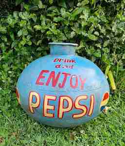 VINTAGE PEPSI URN
