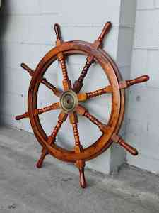 Shipwreck Nauticals: The Titanic Rosewood & Brass Ship wheel 90cm