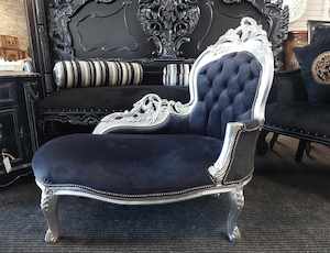 Serena French Bedroom Chaise