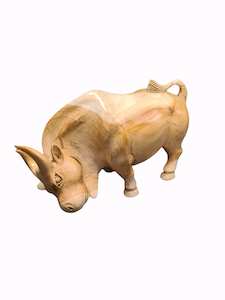 Wooden Statues Carvings: Hand carved Bull statue