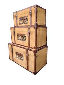 Contemproary: COUNTRY LEATHER TRUNKS