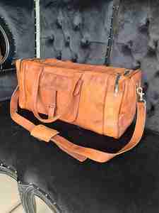Hand Bags: Borsa Da Viaggio Leather Travel Bag