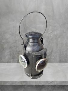 Vintage Objects: Railway Lamp