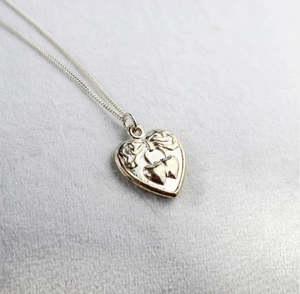Western Edge Jewellery: Western Edge Vintage Sweetheart Necklace