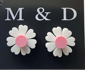 M And D Jewellery: M and D Jewellery - Daisy Studs - White/Pale Pink
