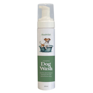 RUN WILD Natural Dog Wash with essential oils