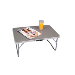 Outdoor Furniture: Dometic Low Table