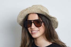 Crochet: Crochet Hat Garden Lady White